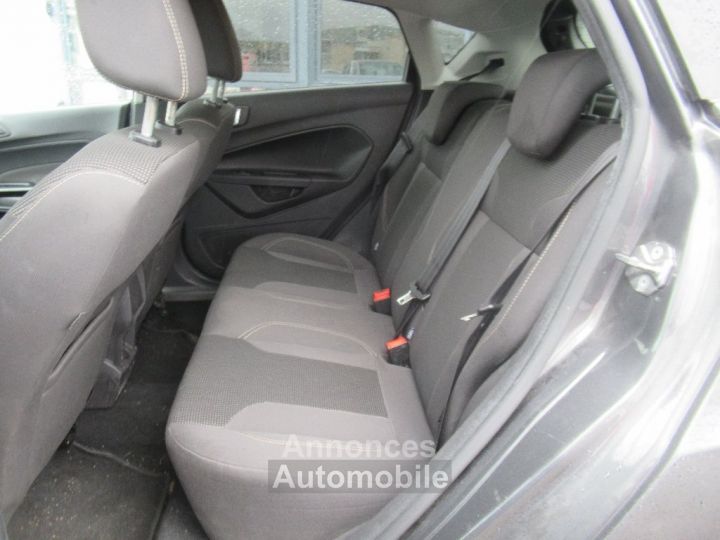 Ford Fiesta 1.5 TDCi 95 Titanium - 9