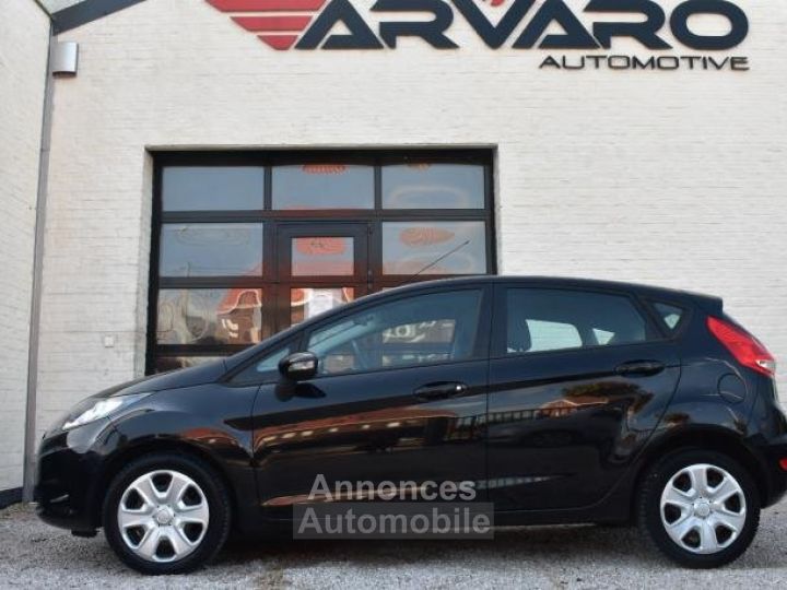 Ford Fiesta Fiësta 1.25i - 13