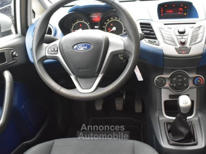 Ford Fiesta Fiësta 1.25i - 15