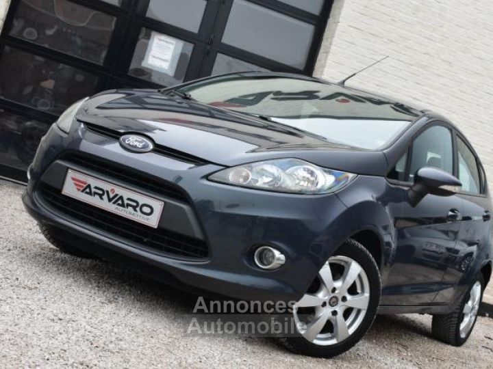 Ford Fiesta Fiësta 1.25i - 19