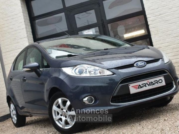 Ford Fiesta Fiësta 1.4i Titanium - 3