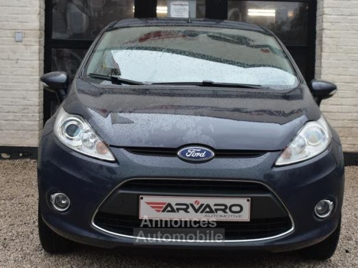 Ford Fiesta Fiësta 1.4i Titanium - 4