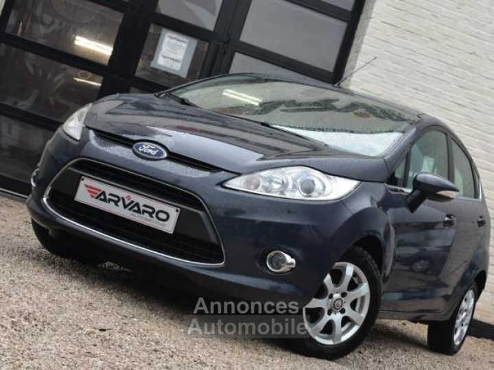 Ford Fiesta Fiësta 1.4i Titanium - 6