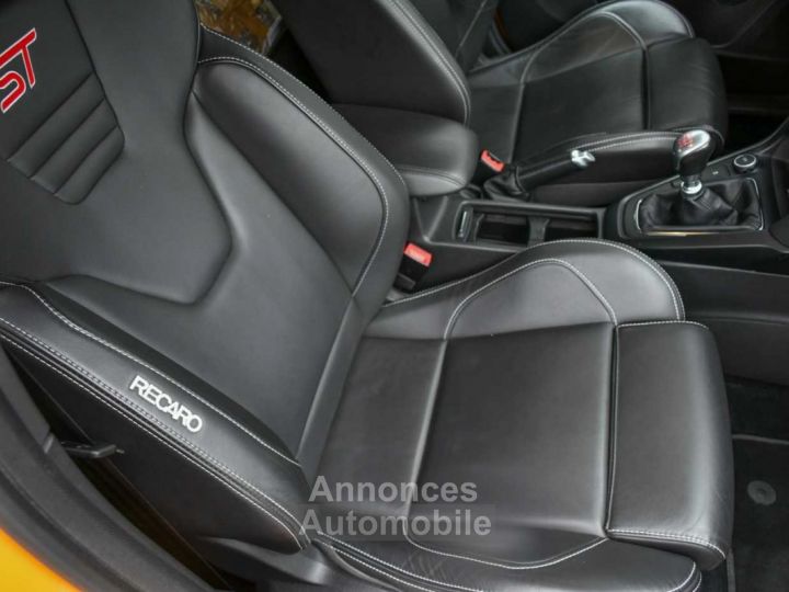 Ford Focus 2.0 ST3 - RECARO - MAXTON DESIGN - SONY - ANDROID - CARPLAY - - 17