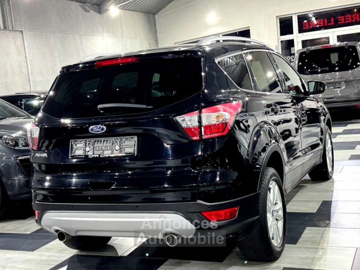 Ford Kuga 1.5 EcoBoost FWD 1e Main Etat Neuf Full Hist. - 3