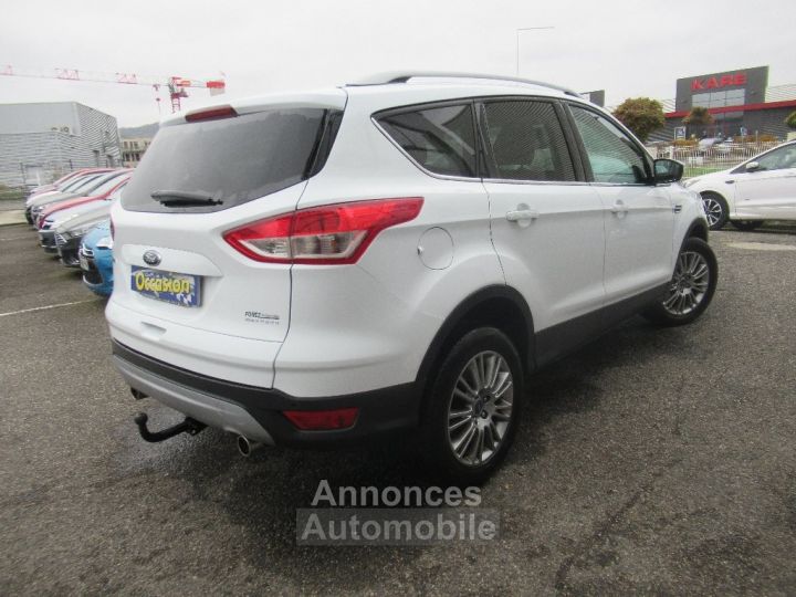 Ford Kuga 2.0 TDCi 115 FAP 4x2 Titanium - 4