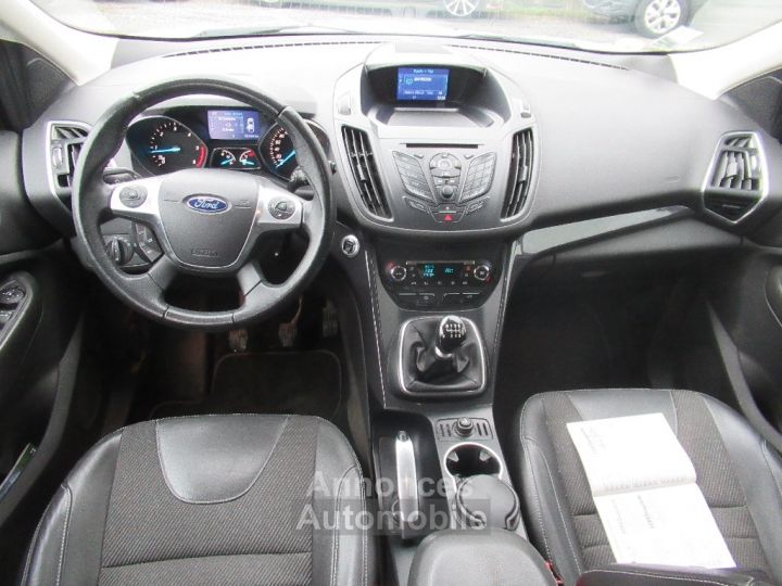 Ford Kuga 2.0 TDCi 115 FAP 4x2 Titanium - 7