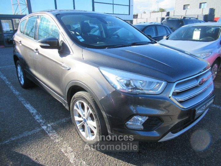 Ford Kuga 2.0 TDCi 150 SetS 4x2 BVM6 Titanium - 3