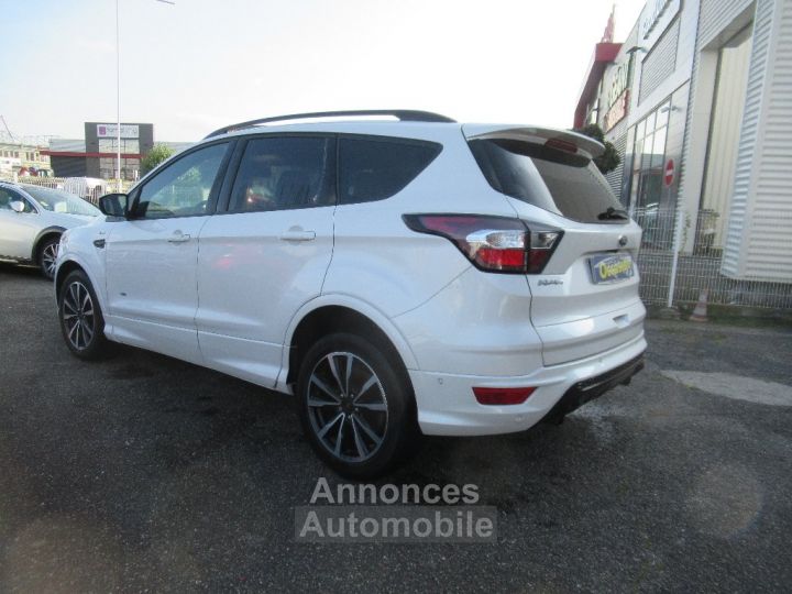 Ford Kuga 2.0 TDCi 180 SetS 4x4 Powershift ST-Line - 6