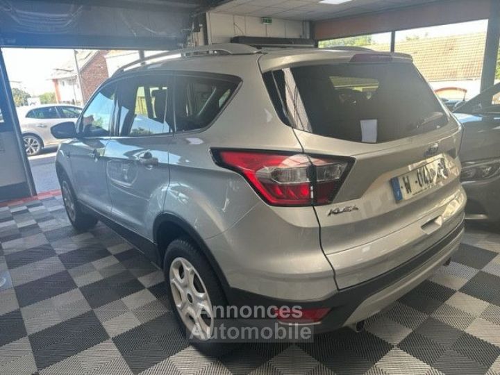 Ford Kuga Titanium - 4