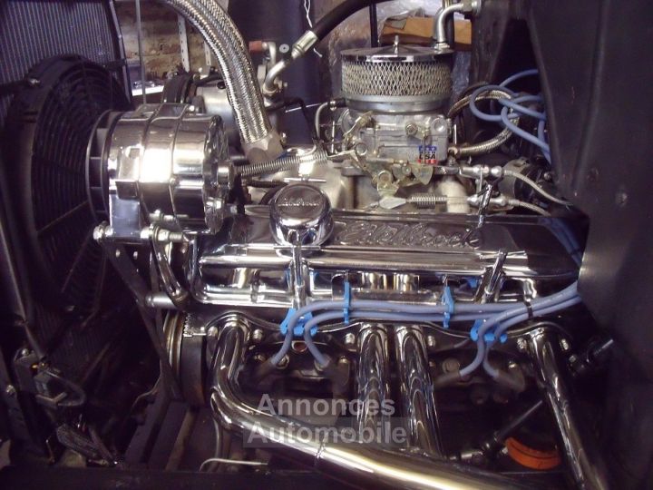 Ford Model A V8 Hot Rod - 16