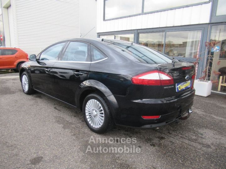 Ford Mondeo 2.0 TDCi 130 DPF Ghia A - 6