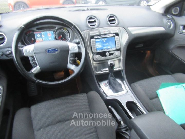 Ford Mondeo 2.0 TDCi 130 DPF Ghia A - 7