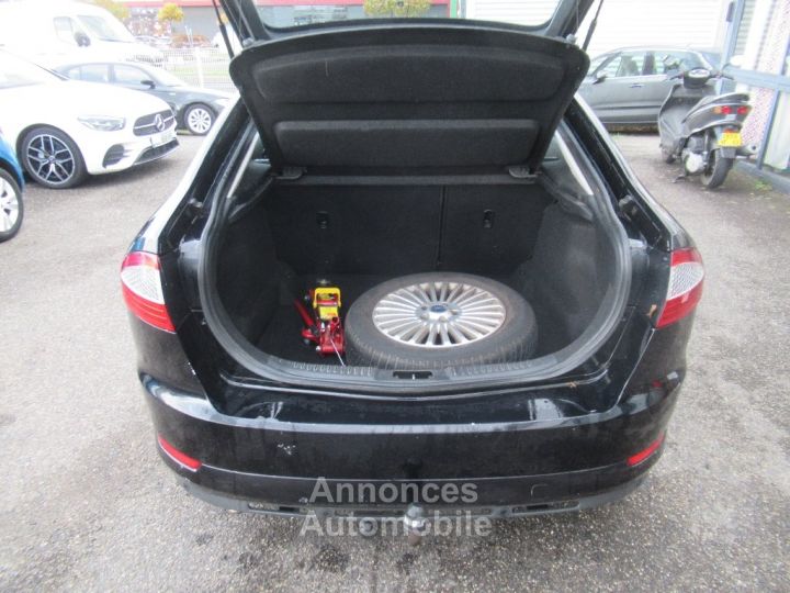 Ford Mondeo 2.0 TDCi 130 DPF Ghia A - 10