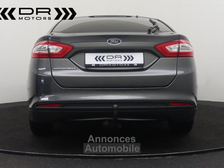 Ford Mondeo BERLINE 1.0 ECOBOOST TREND STYLE - NAVI MIRROR LINK - 5