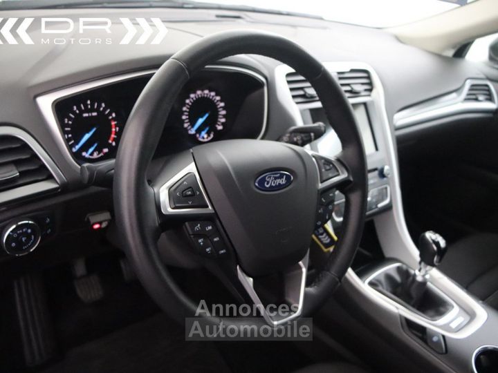 Ford Mondeo BERLINE 1.0 ECOBOOST TREND STYLE - NAVI MIRROR LINK - 37