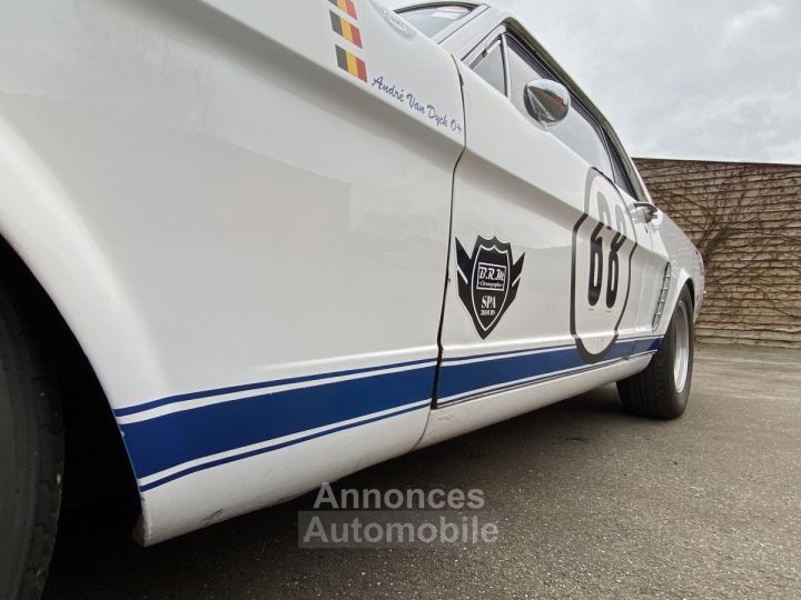 Ford Mustang - Jacky Ickx tribute car - 1965 - 32