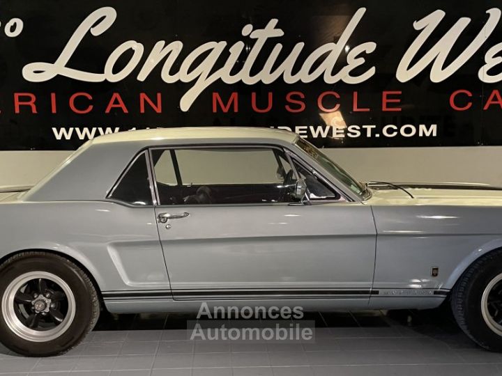 Ford Mustang 1966 V8 - 1