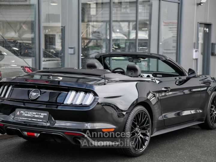 Ford Mustang Cabrio 2.3 EcoBoost Navi - 4