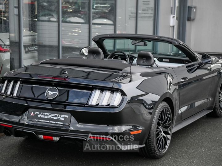 Ford Mustang Cabrio 2.3 EcoBoost Navi - 28