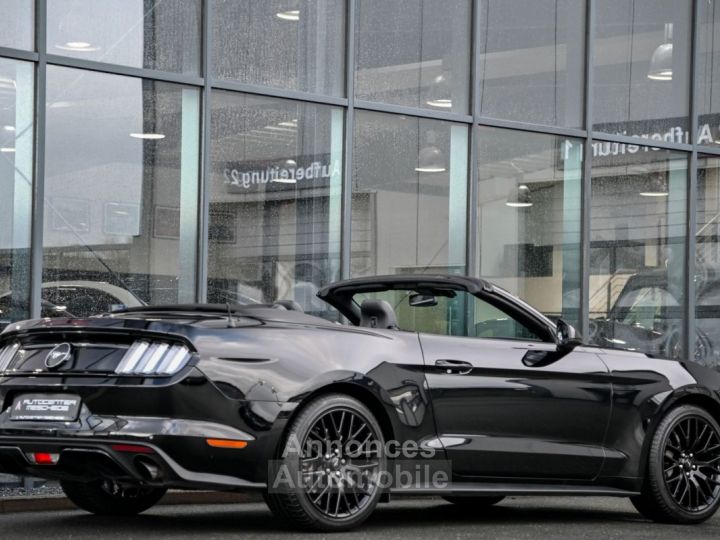 Ford Mustang Cabrio 2.3 EcoBoost Navi - 32