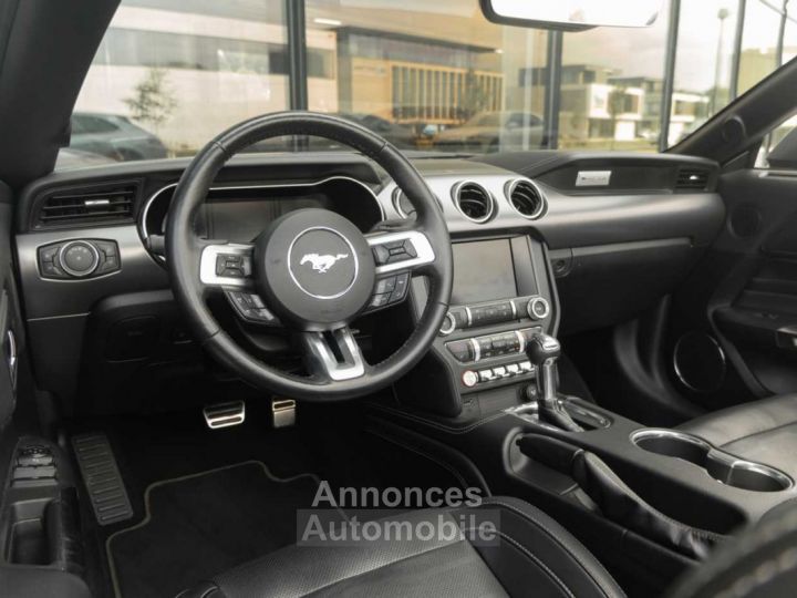 Ford Mustang Cabrio 2.3 EcoBoost SportExhaust EU - 11