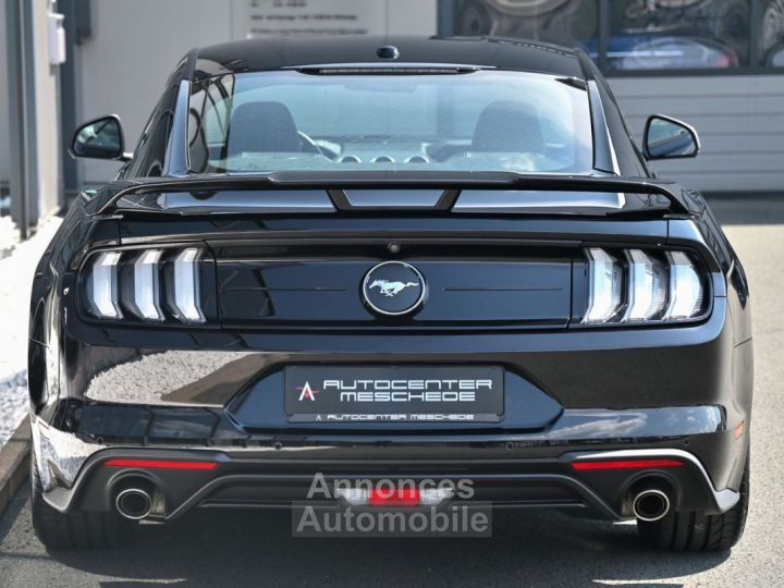 Ford Mustang Coupe 2.3 EcoBoost Aut. Navi - 25