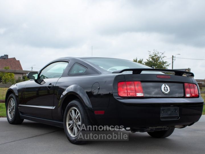 Ford Mustang Coupé 4.0i V6 Aut. - 1STE EIGENAAR - HISTORIEK - LEDER - AIRCO - 11