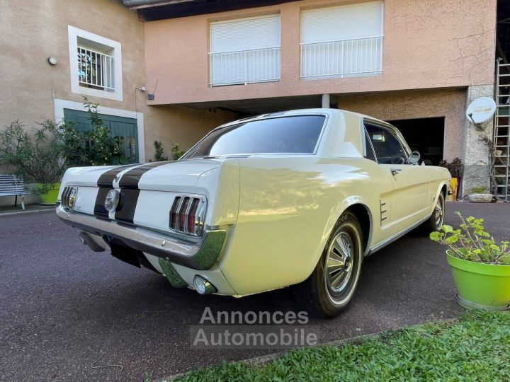 Ford Mustang V8 289ci 1966 Coupe de 1966 - 7