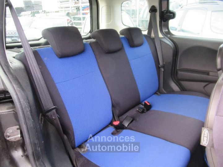 Ford Tourneo Courier 1.0 EcoBoost 100 Trend - 8