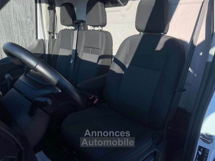 Ford Transit / 2022 / camera / dakrek / cruise / pdc / handsfree / 43.000km - 9