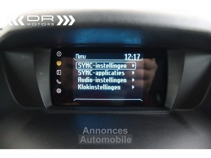 Ford Transit Connect 1.5TDCi SWB T200 LICHTE VRACHT - BLUETOOTH- PDC CRUISE CONTROL - 18