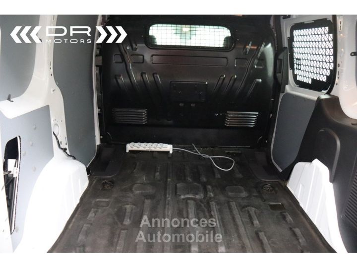 Ford Transit Connect 1.5TDCi SWB T200 LICHTE VRACHT - BLUETOOTH- PDC CRUISE CONTROL - 38