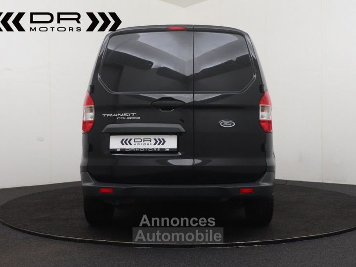 Ford Transit Courier 1.5TDCi TREND LICHTE VRACHT - DAB AIRCO23.251km!! - 4