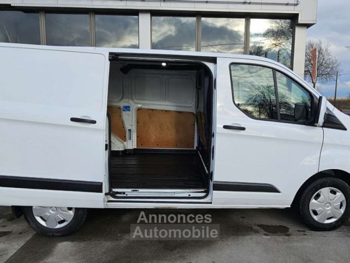 Ford Transit Custom 2.0 TDCi L1H1 3 Places Clim Garantie 12 mois - 5