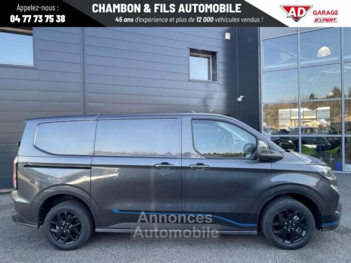 Ford Transit Custom FOURGON 300 L1H1 2.0 ECOBLUE 170 CH BVA8 SPORT Prix : 40325 ht - 2