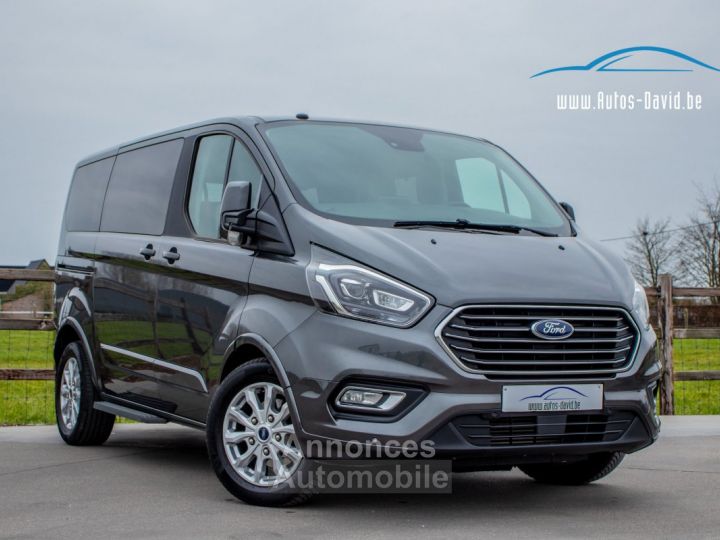 Ford Transit Tourneo Custom 2.0 TDCi 170PK Dubbel cabine 5pl. Automaat EcoBlue Titanium - LICHTE VRACHT - HISTORIEK - DUBBELE SCHUIFDEUR - APPLE CARPLAY - CAMERA - - 1