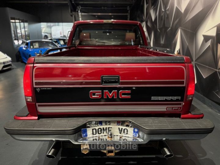 G.M.C Sierra 1500 ESSENCE 5.7 V8 350 CI - 5