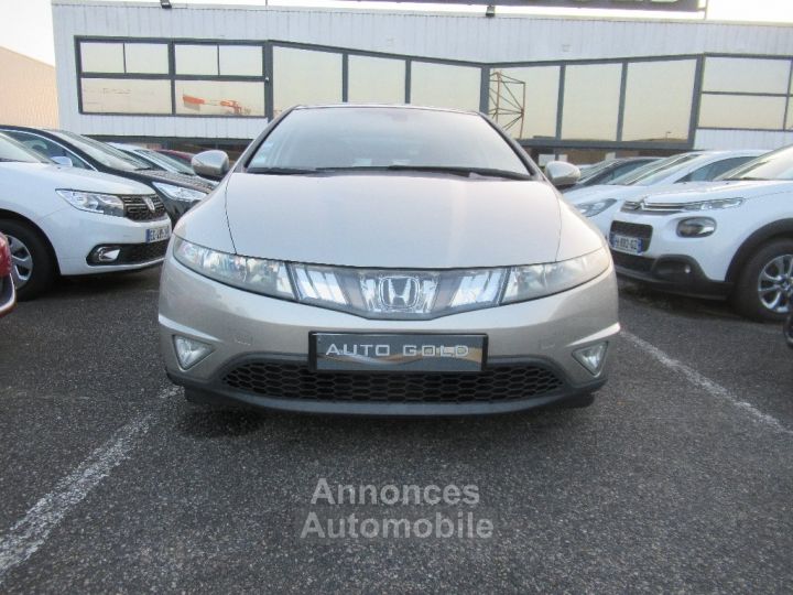 Honda Civic 1.8 i-VTEC Sport - 2