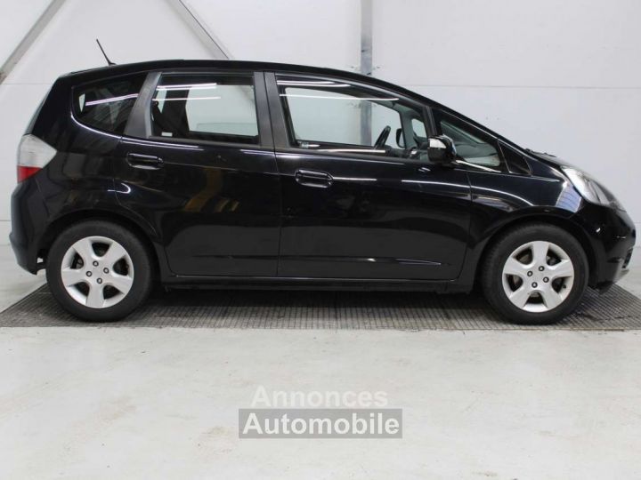 Honda Jazz 1.4i ~ Airco Radio USB Top Keuring mogelij - 3