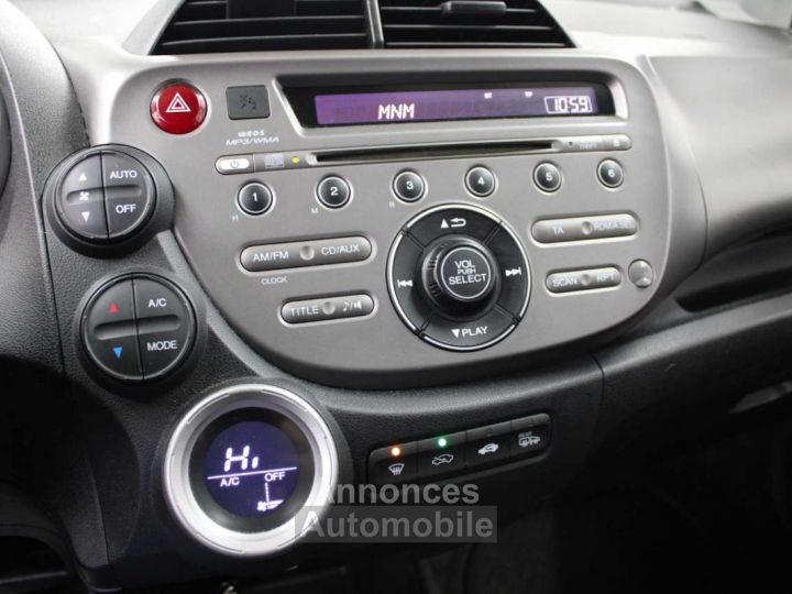 Honda Jazz 1.4i ~ Airco Radio USB Top Keuring mogelij - 15