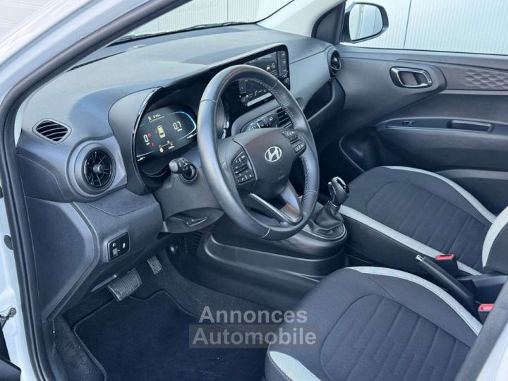 Hyundai i10 1.0i Twist Techno Pack -- BOITE AUTOMATIQUE - 13