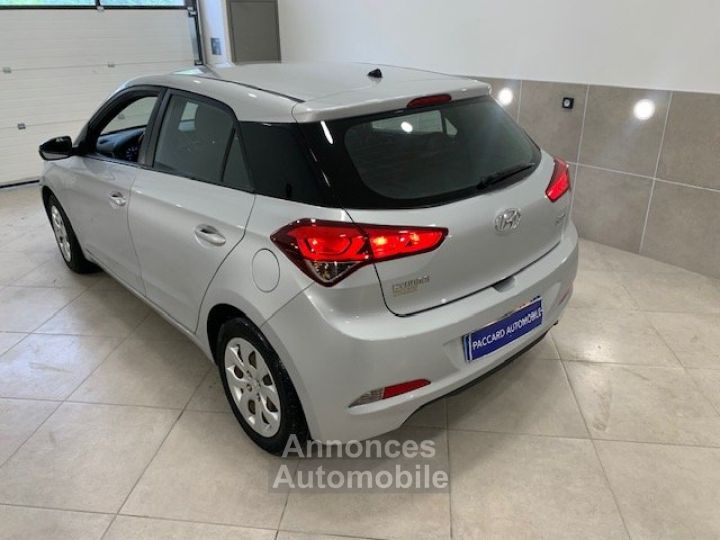 Hyundai i20 II (2) 1.2 75 INITIA - 2