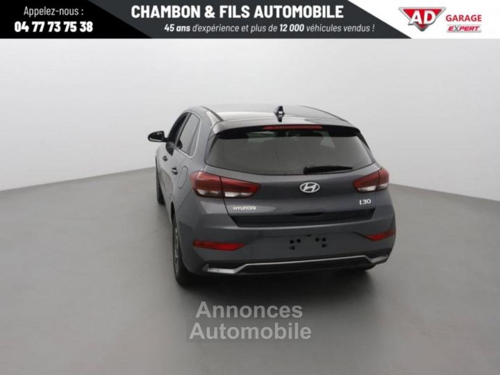 Hyundai i30 1.0 T-GDI 100CH TECHNO DCT-7 - 4