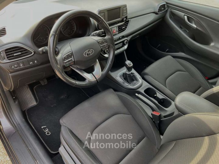 Hyundai i30 1.0 T-GDi 15-CLIMA-PDC-CRUISE-LED - 11