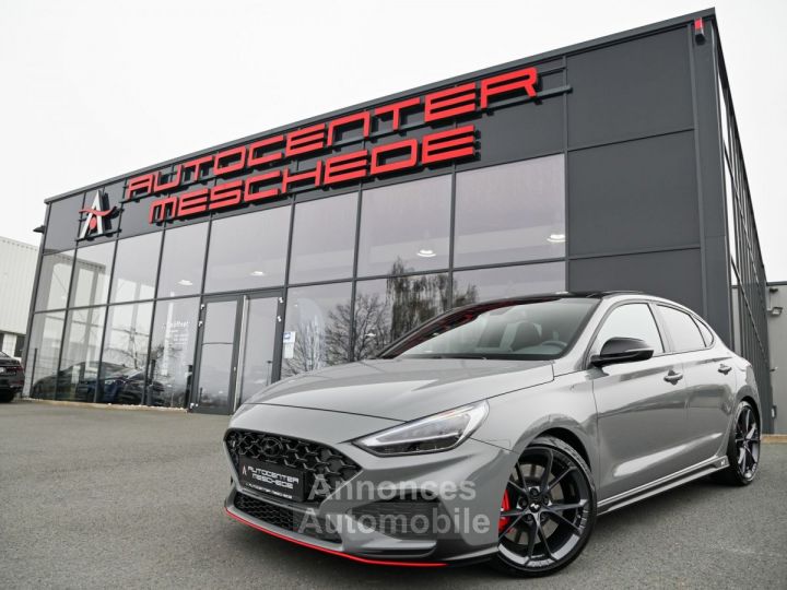 Hyundai i30 N Performance Fastback 8-DCT - 1