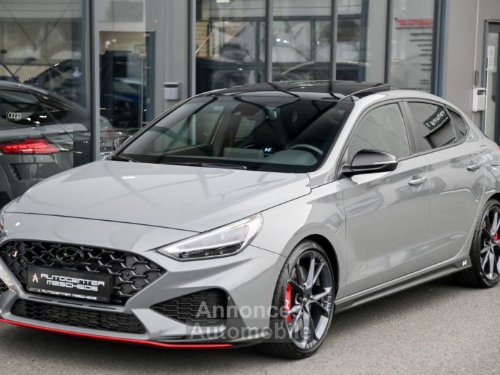 Hyundai i30 N Performance Fastback 8-DCT - 2