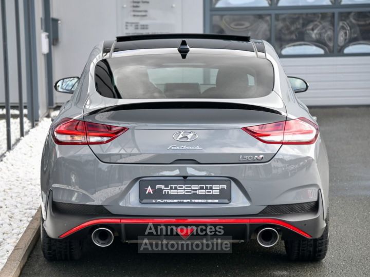 Hyundai i30 N Performance Fastback Navi - 25