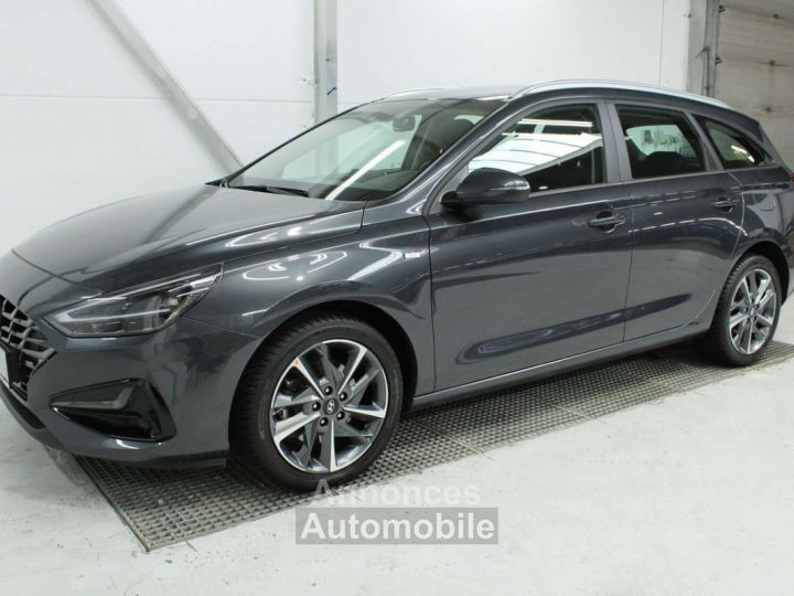 Hyundai i30 Top Deal ~ Automaat Stock LED Navi - 9