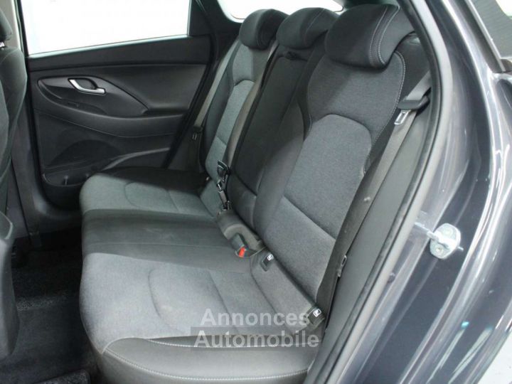 Hyundai i30 Top Deal ~ Automaat Stock LED Navi - 12